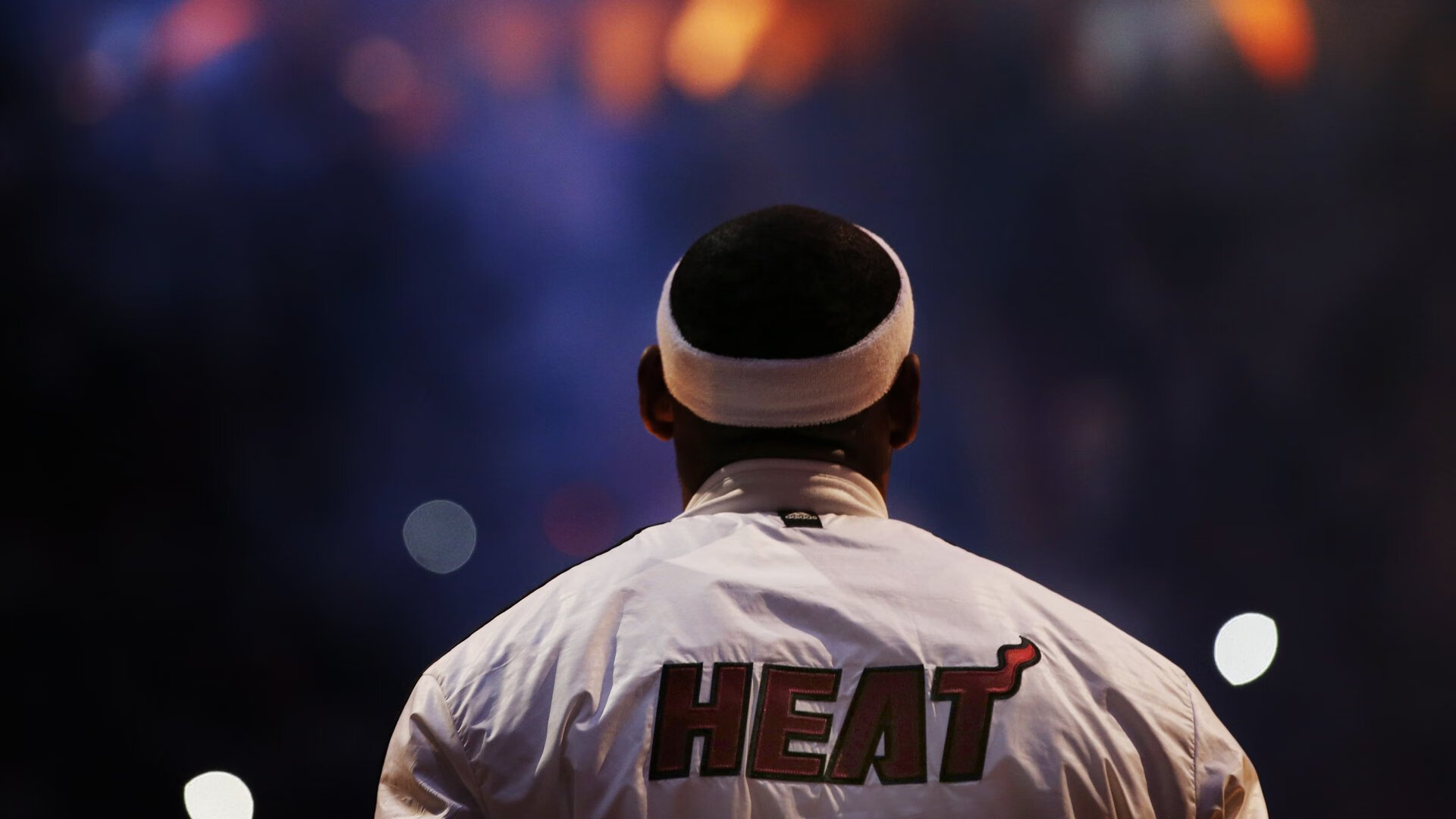 莱万多夫斯基订阅冲上热搜(莱万多夫斯基的当选奖项)